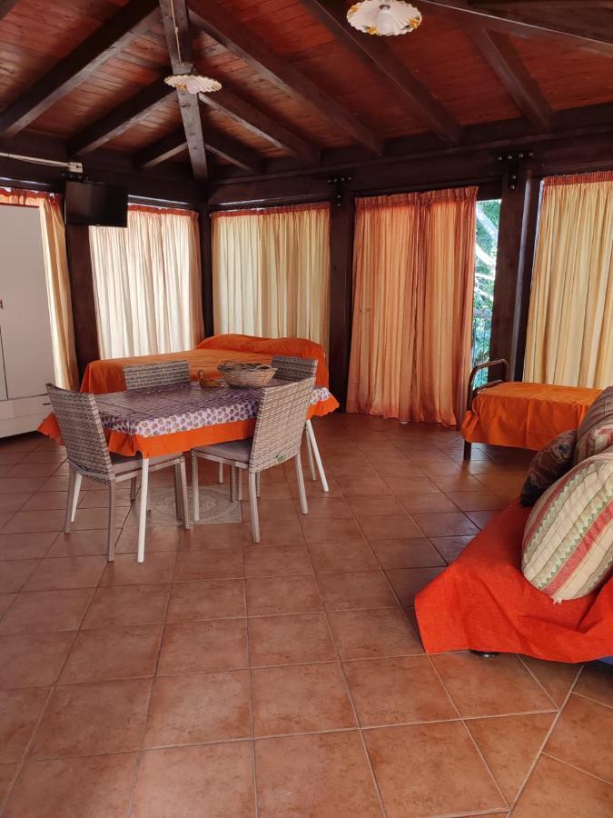 קאסטלמארה דל גולפו Villa In Vetro מראה חיצוני תמונה