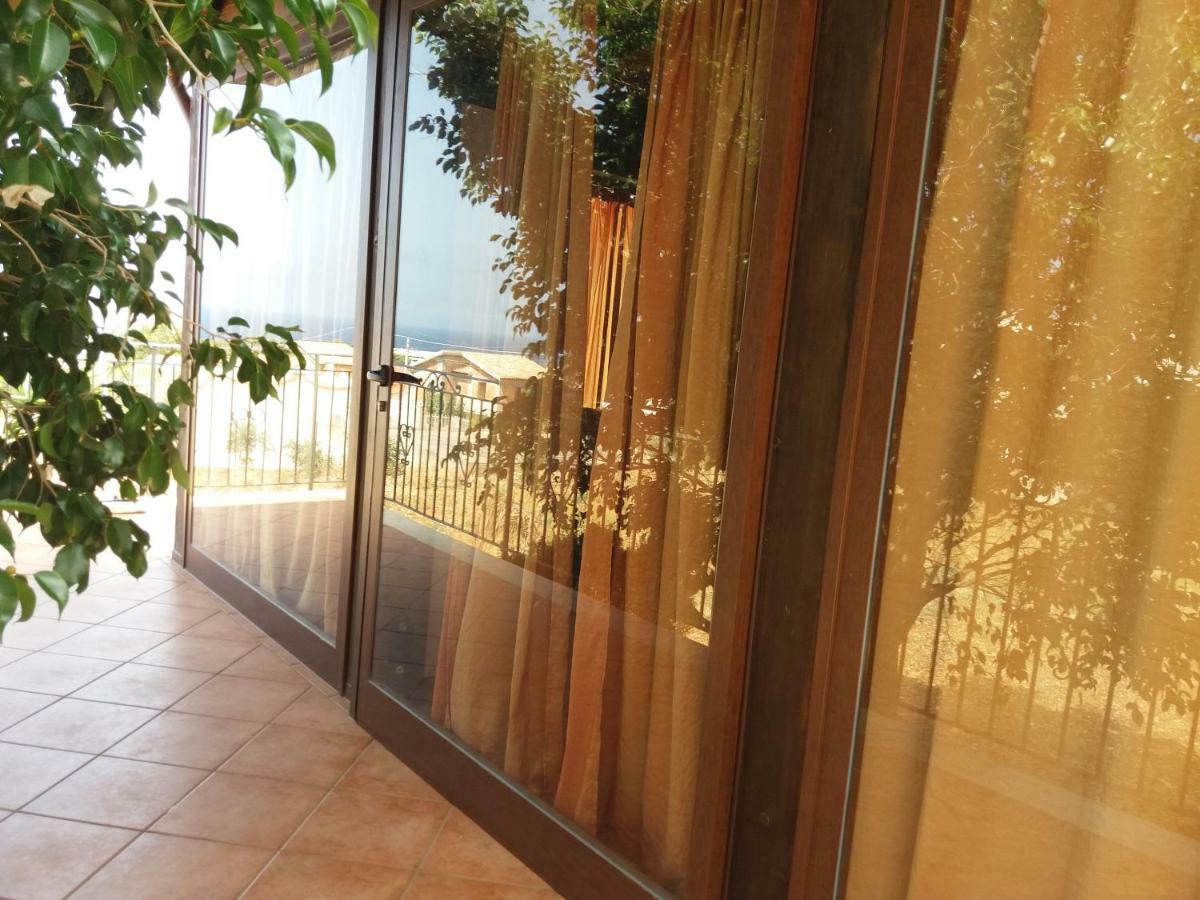 קאסטלמארה דל גולפו Villa In Vetro מראה חיצוני תמונה